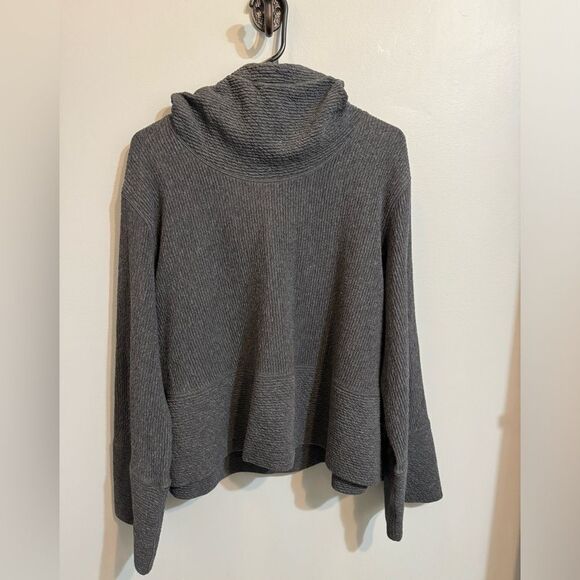 Lululemon Retreat Yourself Pullover - Picture 3 of 8